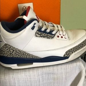 Jordan 3’s